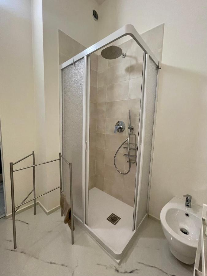 Lt Sax Apartman Bari Kültér fotó