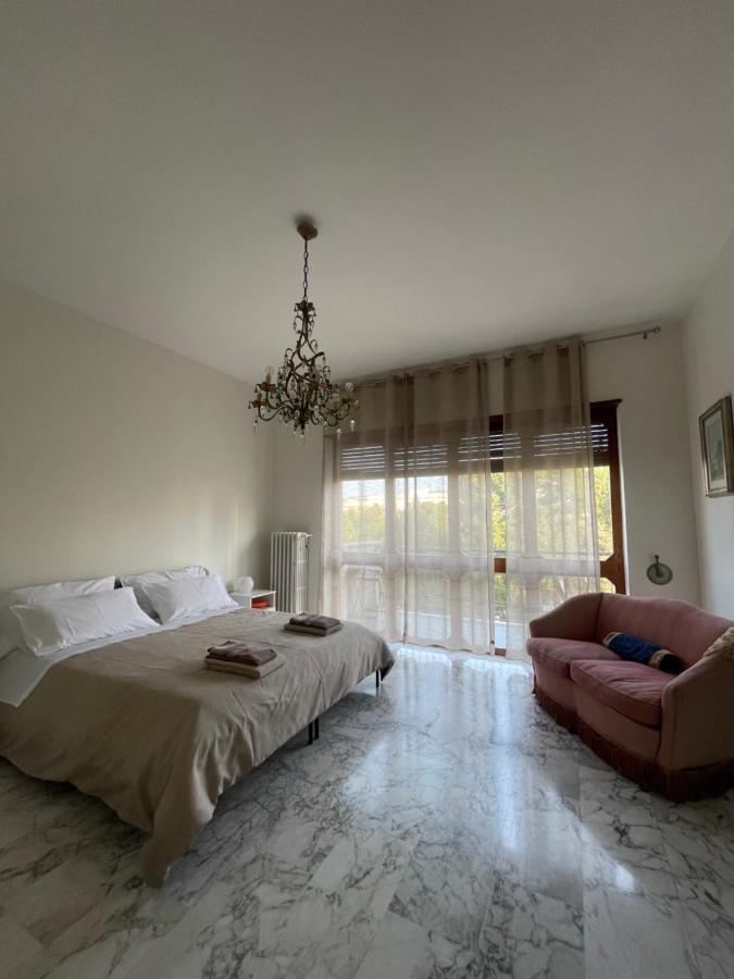 Lt Sax Apartman Bari Kültér fotó