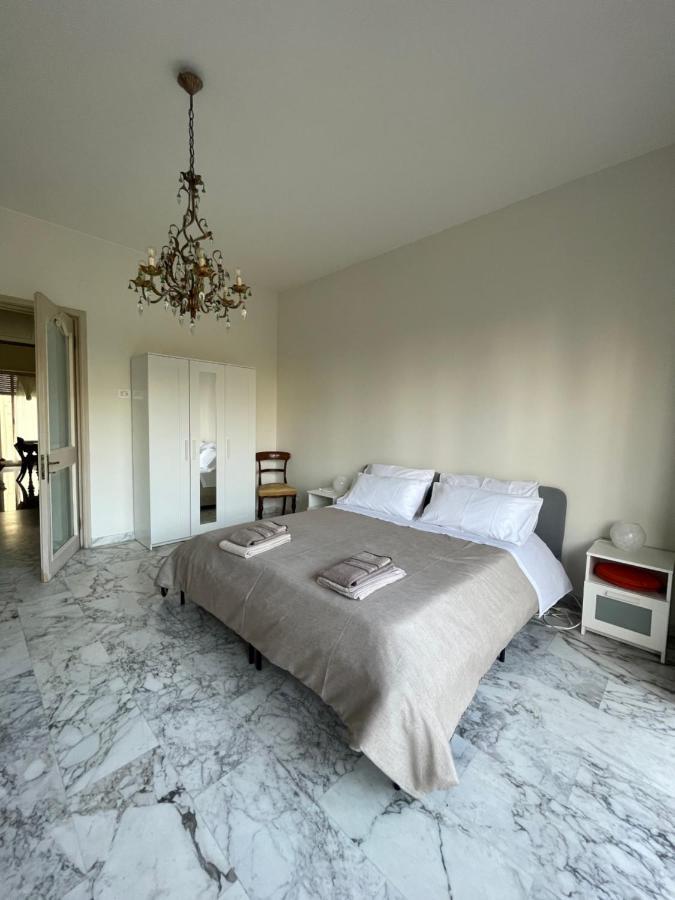 Lt Sax Apartman Bari Kültér fotó